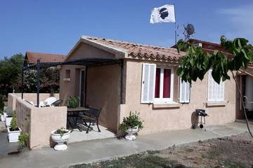 Cottage pour 4 personnes, avec jardin à Ventiseri