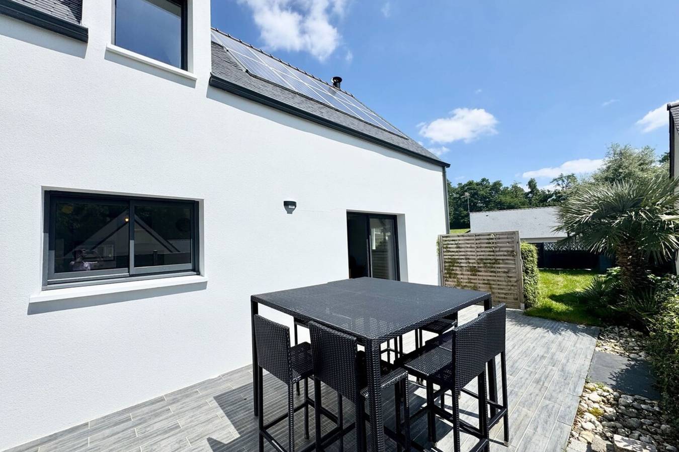 Appartement entier, Belle maison contemporaine aux portes de Lorient in Kervignac, Côte des Mégalithes