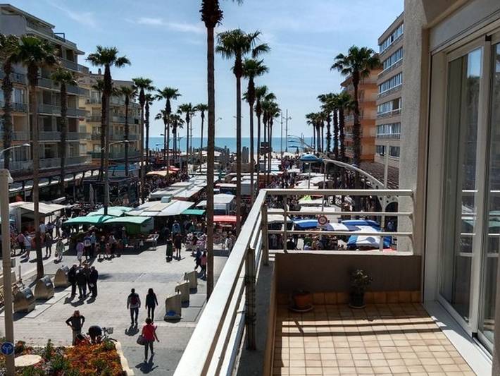 Gîte pour 5 personnes, avec balcon dans Casino Du Canet En Rousillon
