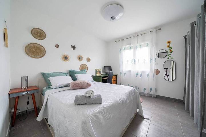 Gîte pour 6 personnes, avec balcon à Savasse - 4