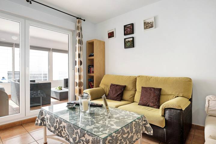 Entire apartment, Apartment 'Mirador del Palmar' with Beach Views, Private Terrace and Wi-Fi in Conil de la Frontera, Costa de la Luz