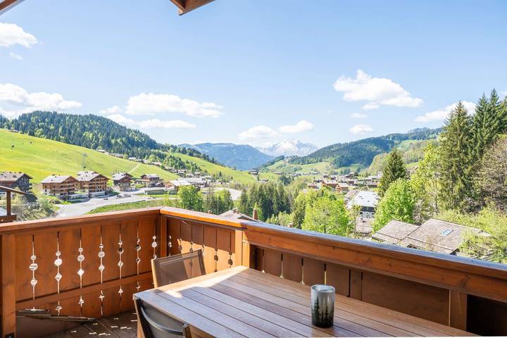 Holiday letting for 4 people, with terrace in Le Grand-Bornand