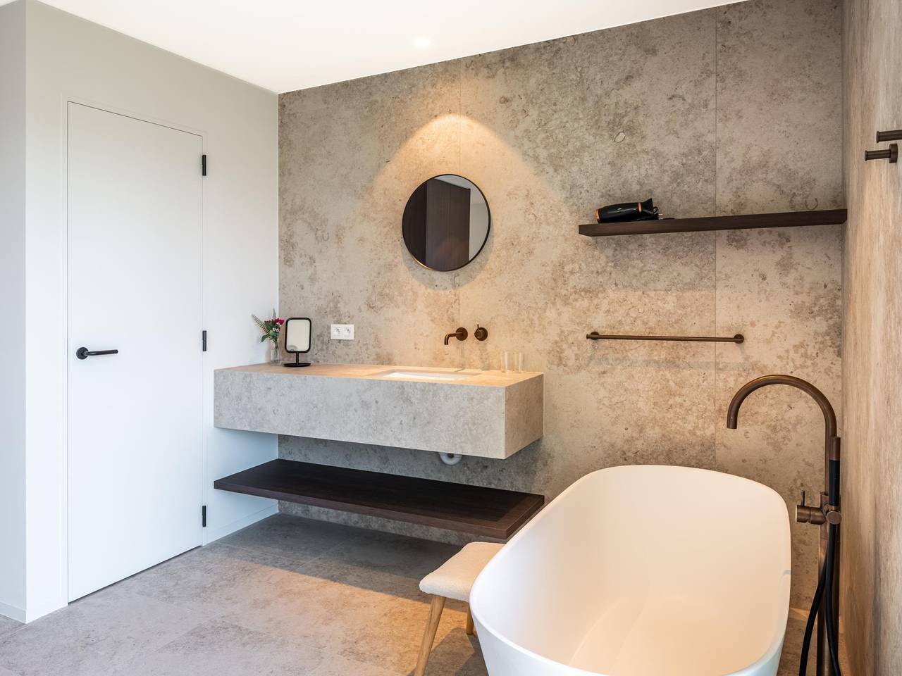 Luxury villa with quiet location near the sea
 in Koksijde-Bad, Koksijde