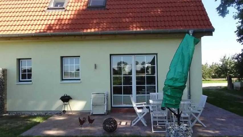 Ferienwohnung für 4 Personen, mit Garten in Hasselberg - 2