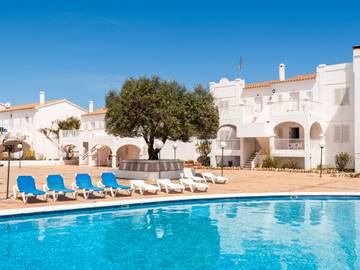 Apartamento in Es Mercadal, Costa de Menorca für 4 