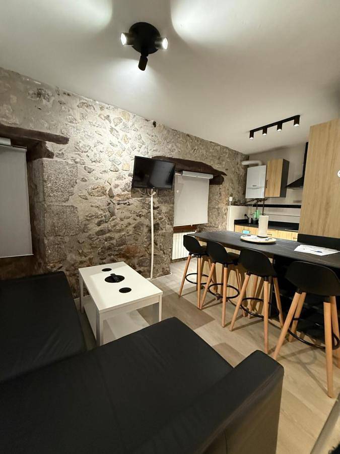 Gîte pour 4 personnes, avec vue à Ea - 3