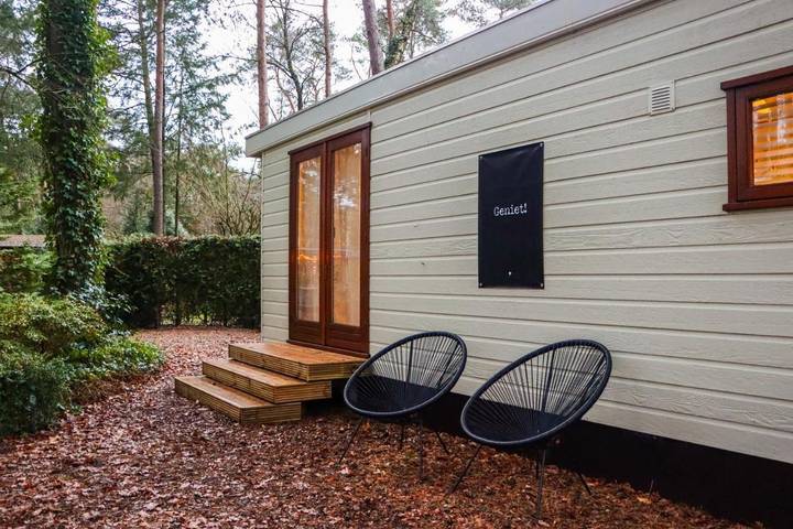 Appartement voor 4 personen, with zwembad and uitzicht op het meer as well as uitzicht and tuin aan het Veluwemeer