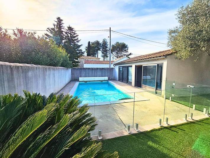 Villa pour 8 personnes, avec jardin et piscine à Avignon - 2
