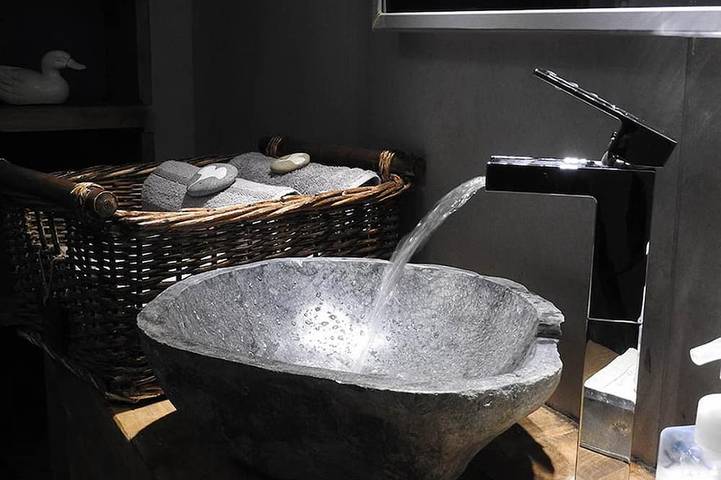 Location de vacances pour 4 personnes, avec jardin et piscine, animaux acceptés à District de Lu'nan - 4