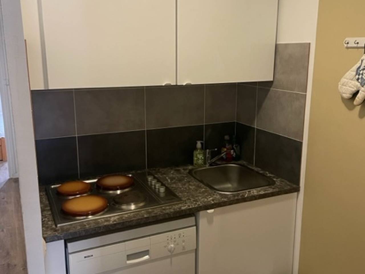 Apartamento entero, Apartamento de 2 piezas a pie de pistas, balcón y guardaesquís in Prapoutel, Les Adrets