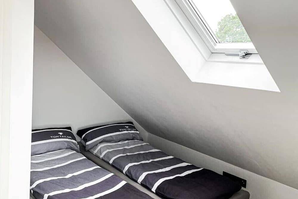 Ganze Wohnung, Fewo Mühlenkieker im historischen Warftendorf Rysum in direkter Nähe zur Nordsee in Rysum, Krummhörn