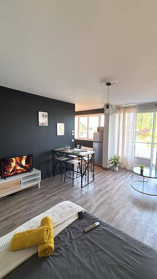 Gîte pour 2 personnes, avec balcon et vue à Sens - 2