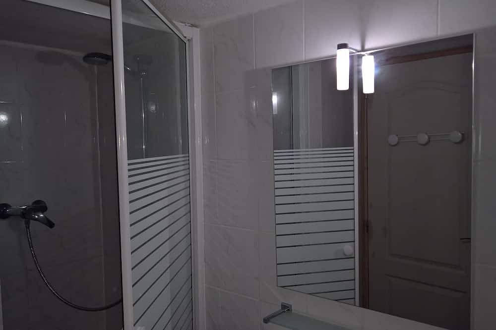 Appartement entier, Gîte Le Jura | Collonges-Sous-Salève | 5 Minutes De Genève in Collonges-sous-Salève, Région de Saint-Julien-en-Genevois