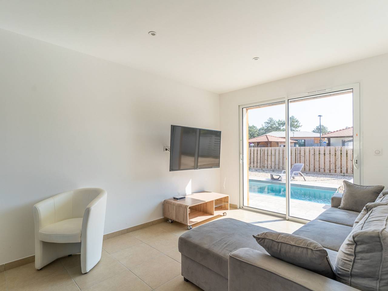 Villa moderne à Mimizan proche plages, climatisée in Mimizan, Côte d’Argent