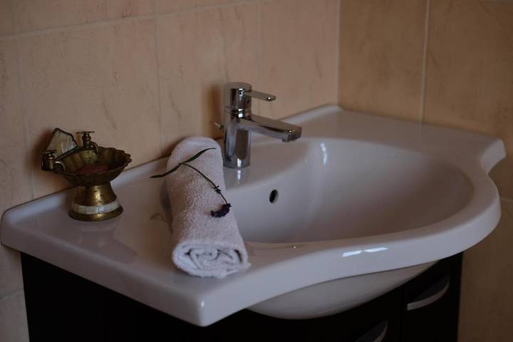 Ferienhaus für 2 Personen, mit Garten und Balkon sowie Seeblick und Ausblick in Revfülöp - 4