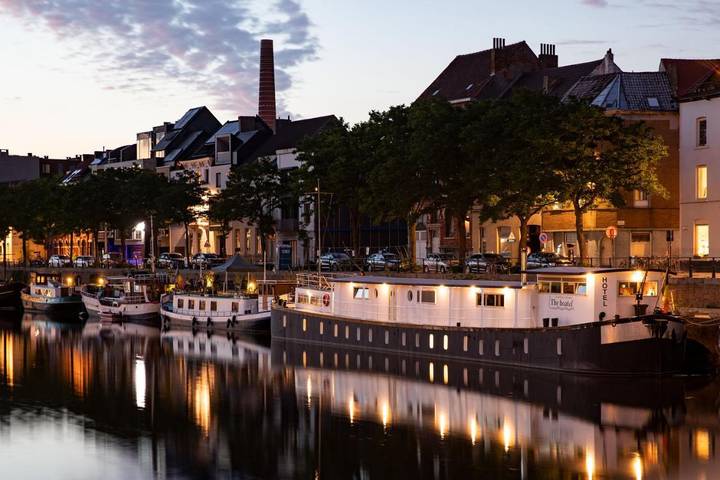 Bateau pour 2 personnes, avec terrasse et vue à Gand - 2