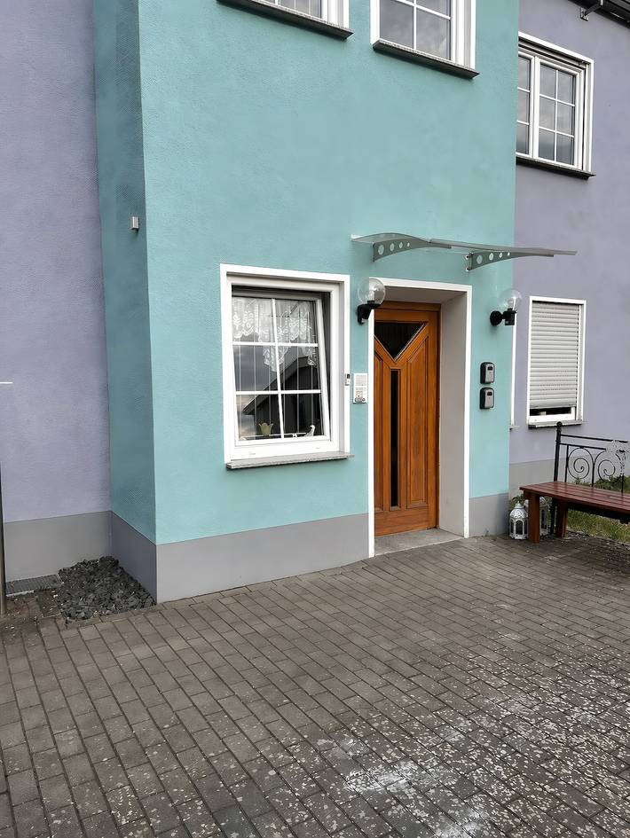Apartamento entero, Apartamento 'Control Suites Og Rechts' con terraza privada y Wi-Fi in Deutsches Eck, Urbar