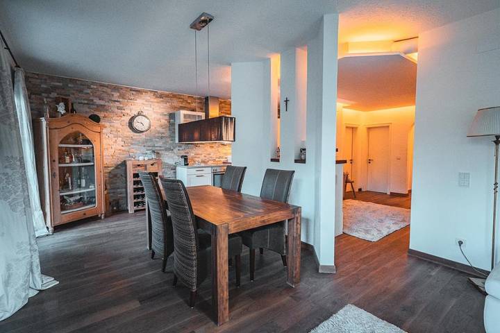 Ferienwohnung für 6 Personen, mit Whirlpool und Garten in Reischach Südtirol