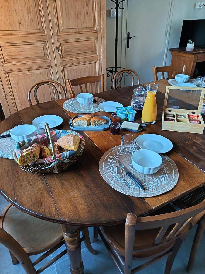 Gîte pour 2 personnes, avec vue et terrasse, animaux acceptés à Villié-Morgon - 2