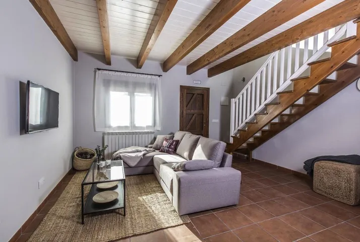 Apartamento de vacaciones para 8 personas, con vistas y jardín - 1