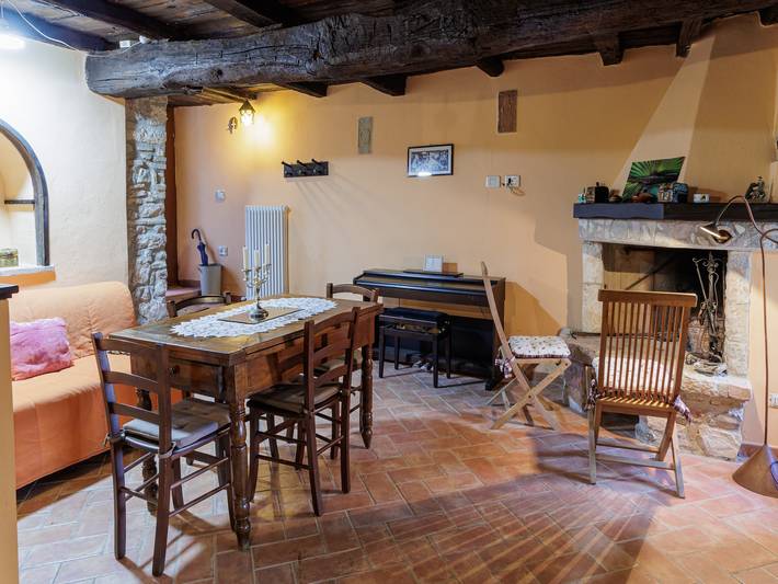 Appartamento a Firenzuola vicino al Lago Arezzo in Acquasparta, Perugia e dintorni