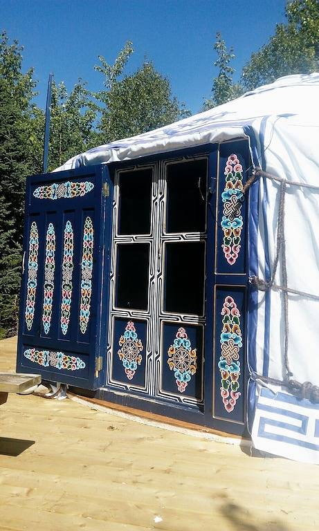 Glamping for 5 people, with balcony in Nova Scotia