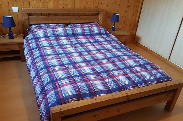 Chalet pour 10 personnes, avec terrasse et jardin à Les Contamines-Montjoie - 2