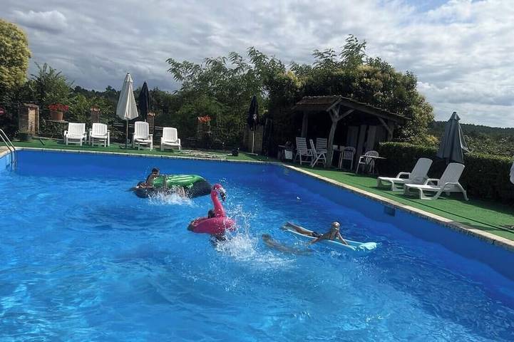 Maison de vacances pour 12 personnes, avec jardin et piscine