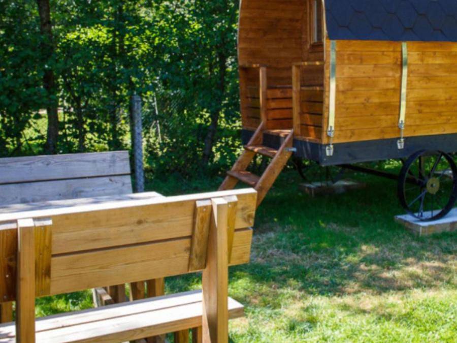 Camping Sites et Paysages - Domaine de la Catinière - Tiny House 2 personen - Tonneau ou Roulotte - Insolite Nature - 1 slaapkamer - geen badkamer, geen Tv in Fiquefleur-Équainville, Côte de Grâce