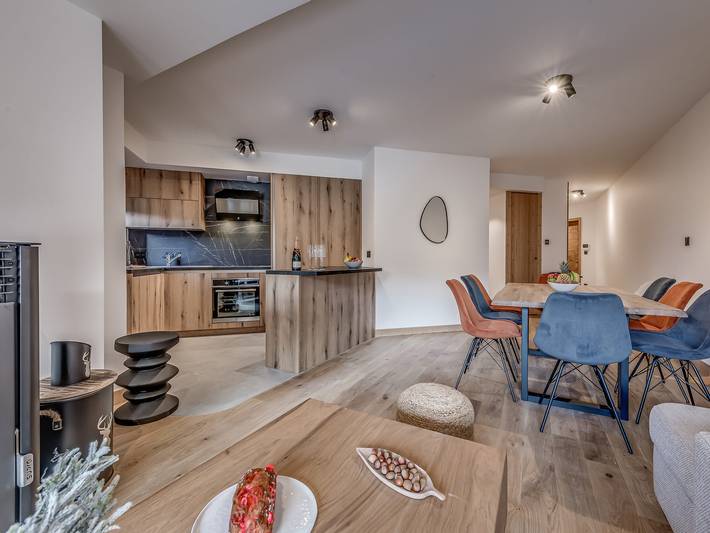 Ganze Wohnung, Champagny-en-Vanoise: Gemütliche Whg 6 Pers, 2 Sz, 71m², Balkone, WIFI in Champagny-en-Vanoise, Vanoise-Massiv