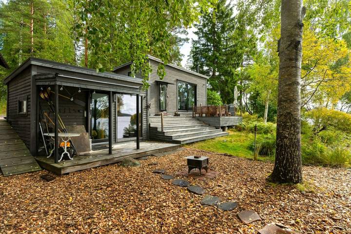 Ferienhaus mit Seeblick und Bootsmöglichkeiten am Storsjön in Gästrikland