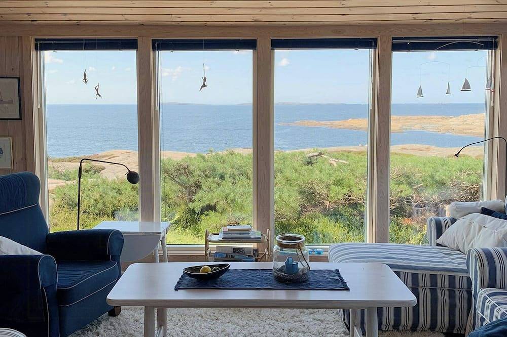 Hütte im maritimen Stil inmitten der wunderschönen Torgaut-Inseln in Fredrikstad