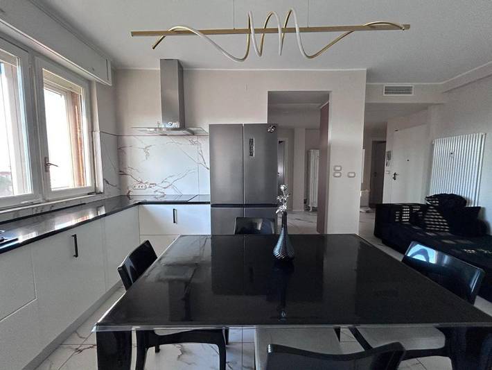 Gîte pour 2 personnes, avec balcon ainsi que vue et jardin à Grugliasco