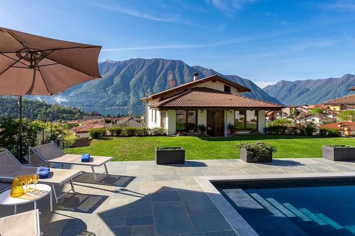 Ferienwohnung für 7 Personen, mit Balkon und Pool sowie Garten - 1