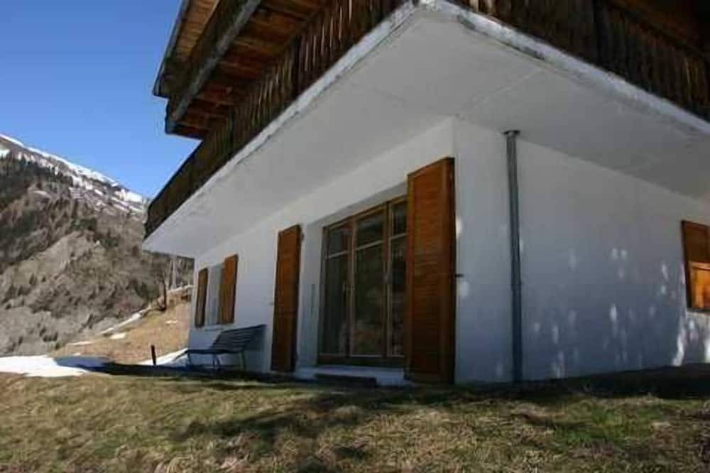 Ganze Wohnung, Erdgeschoss Fewo Chalet Mallum - Haus Mallum in Grengiols, Aletsch Arena