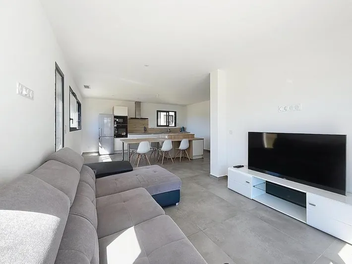 Villa für 9 Personen, mit Garten - 1
