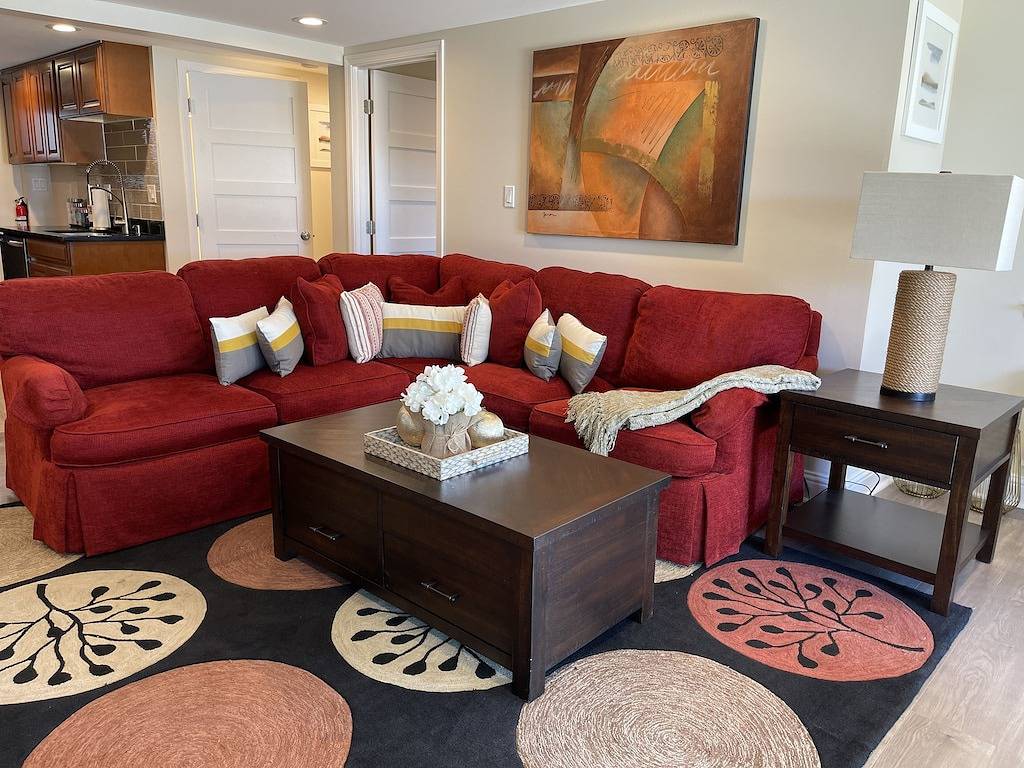 Ganze Wohnung, Elite Homes Water front Suit in SeaTac, King County