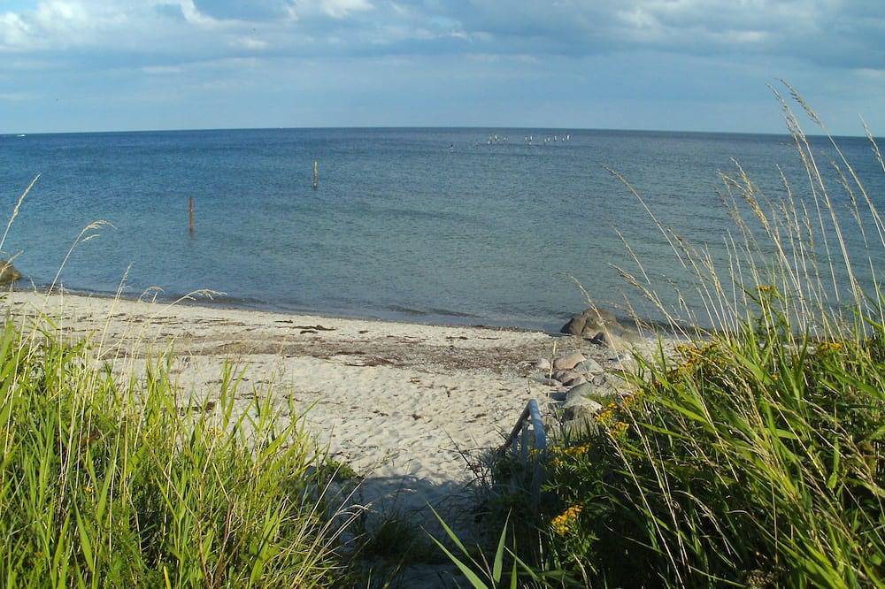 Ostseestrandhuus, einzigartige Lage direkt am Strand und Ostsee in Großenbrode, Ostholstein