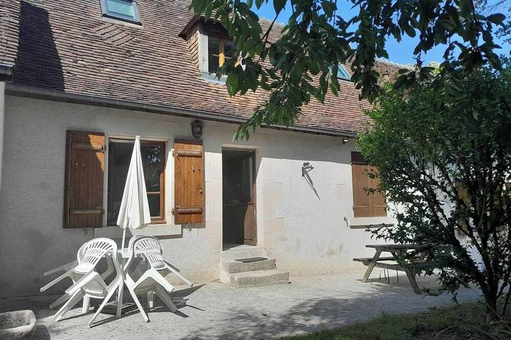 Gîte pour 2 personnes, avec jardin et terrasse dans Pellevoisin