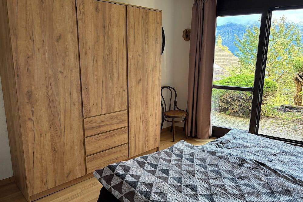 Ganze Wohnung, Apartment with great view in a 4* hotel with Pool, Sauna and Fitness in Beatenberg, Thunersee