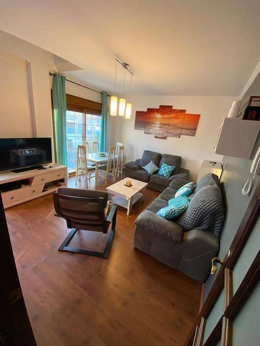 Casa de vacaciones para 5 personas, con vistas además de vistas al lago y balcón - 1