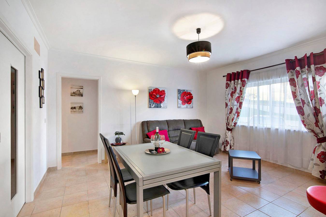 Ganze Wohnung, Apartamento "Manelito House" mit Pool, Balkon und Wi-Fi in Albufeira, Faro Distrikt