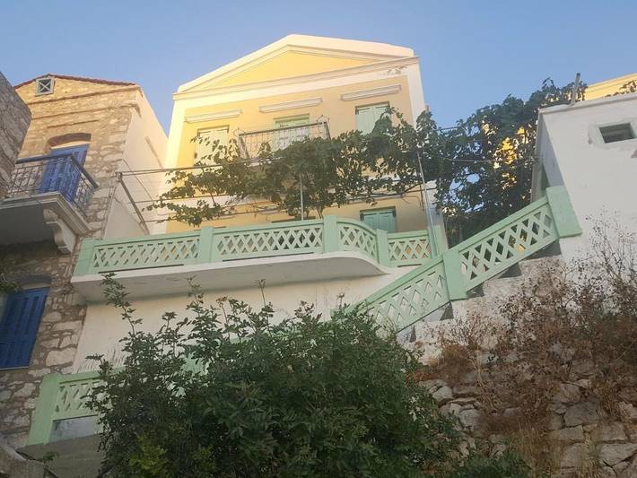 Maison de campagne pour 3 personnes, avec vue et balcon dans Symi - 2