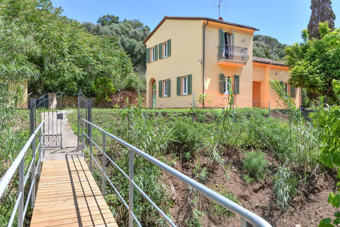 Villa Ponte Reale in Capo d'Arco, Porto Azzurro