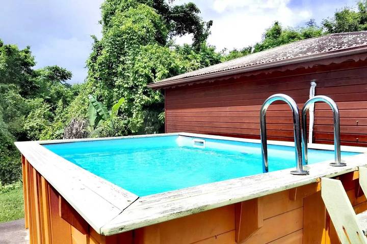 Bungalow pour 2 personnes, avec terrasse et jardin - 1