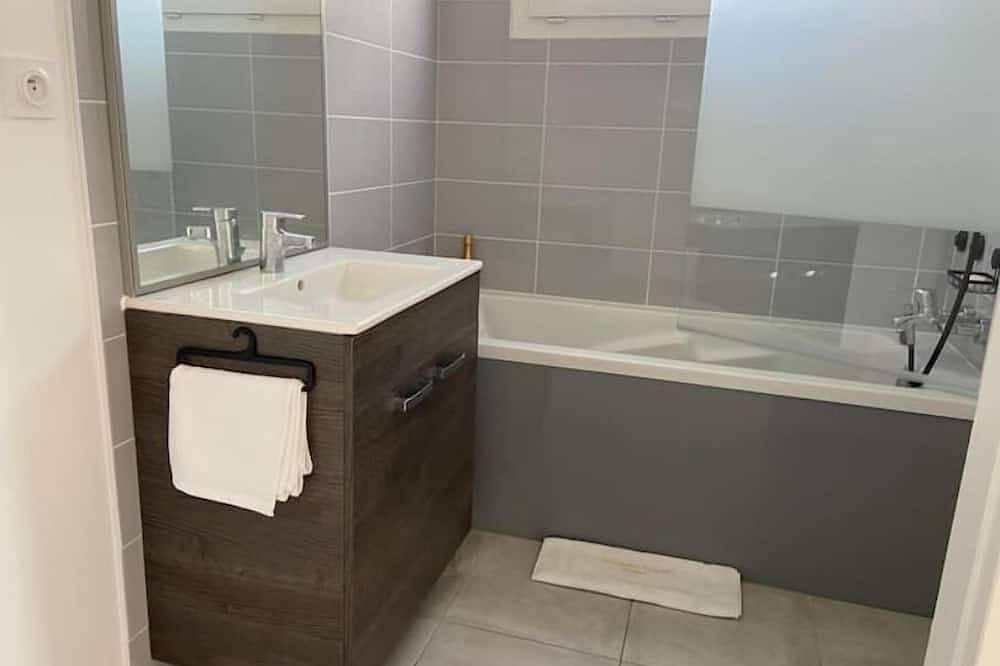 Maison 2018, 3 Chambres, 13min à Pied de la mer in Lion-sur-Mer, Región de Caen
