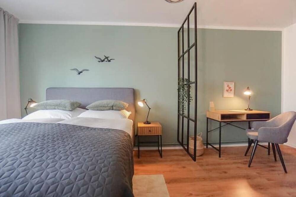 Ganze Wohnung, Citycenter Living | 2Zi | 3Og | 2P in Bremerhaven-Mitte, Bremerhaven