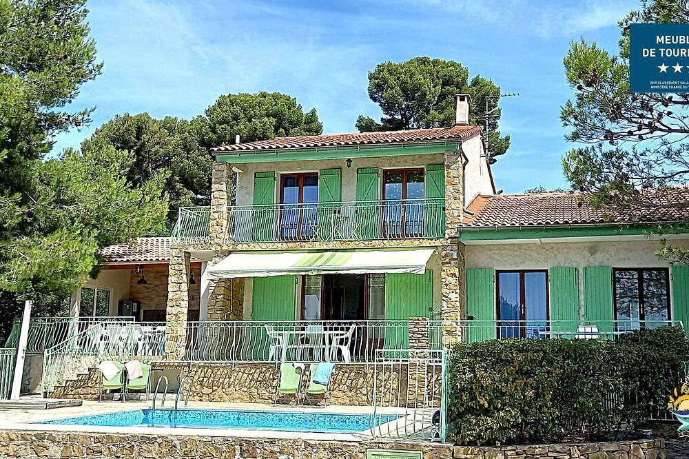 ☼ ¡Magia! Una Villa con Piscina, Cerca de las Calanques ♥ Solo para Ti in Ceyreste, Marsella region