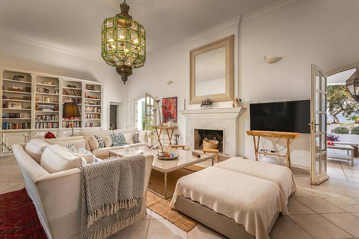 Chalet para 16 personas, con terraza y jardín, Se admiten mascotas en Serranía de Ronda - 4