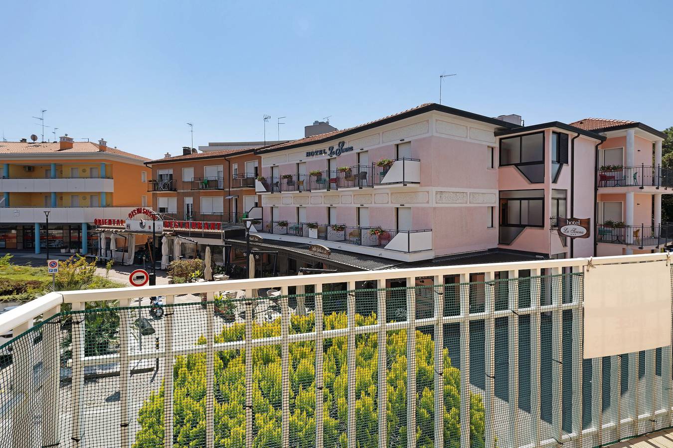 Cały apartament, Apartment 'Erikbeach Trilo' with Balcony and Air Conditioning in Bibione, San Michele al Tagliamento